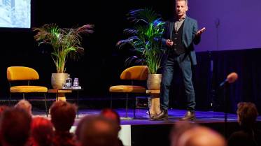 023-z7a041180__lr_original