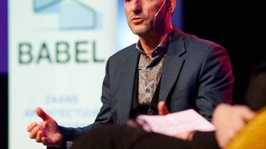 039-z7a041312__lr_original