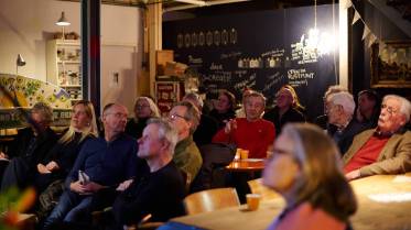 013-z7a041765__lr_original