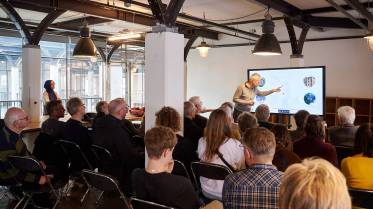 013-z7a042603__lr_original