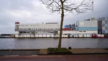 029-z7a042732__lr_original