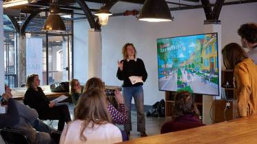 062-z7a042902__lr_original