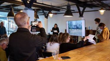 063-z7a042909__lr_original