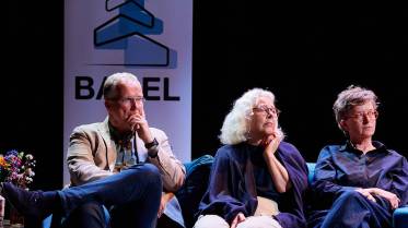 034-z7a043745__lr_original